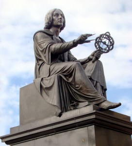 Copernicus_by_Thorwaldsen_Warsaw_02