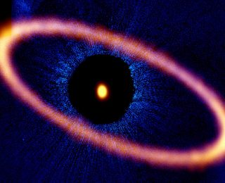 A Ring of Ice and Glows (around Fomalhaut)