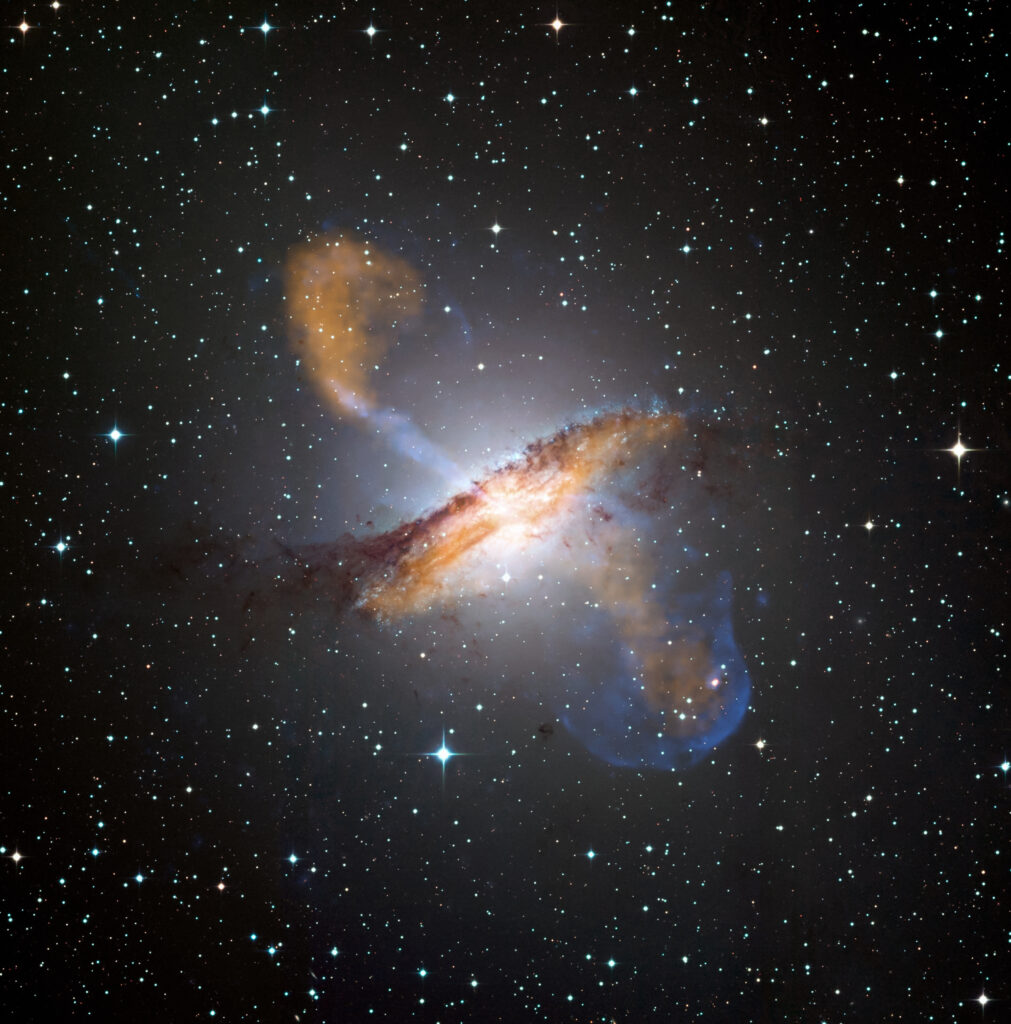 Image of Centaurus A, with the black hole surrounded by a bright accretion disk and two jets.